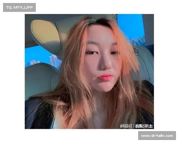 你能猜出这位网坛女将是谁吗 看看她的独特气质和风采 你能猜出这位网坛女将是谁吗 看看她的独特气质和风采